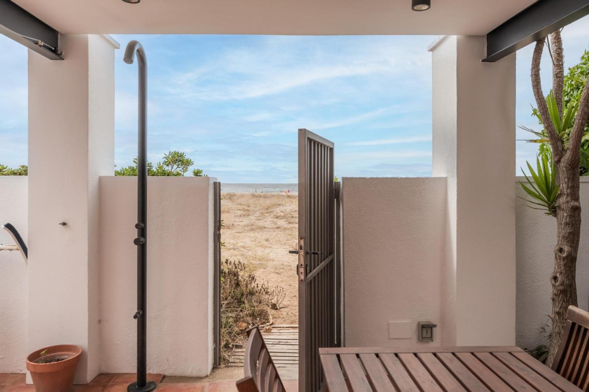 Beach Villa Cristina By Hhbcn Castelldefels Phòng bức ảnh
